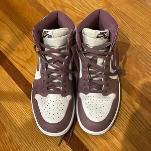 Men’s Nike Sneakers